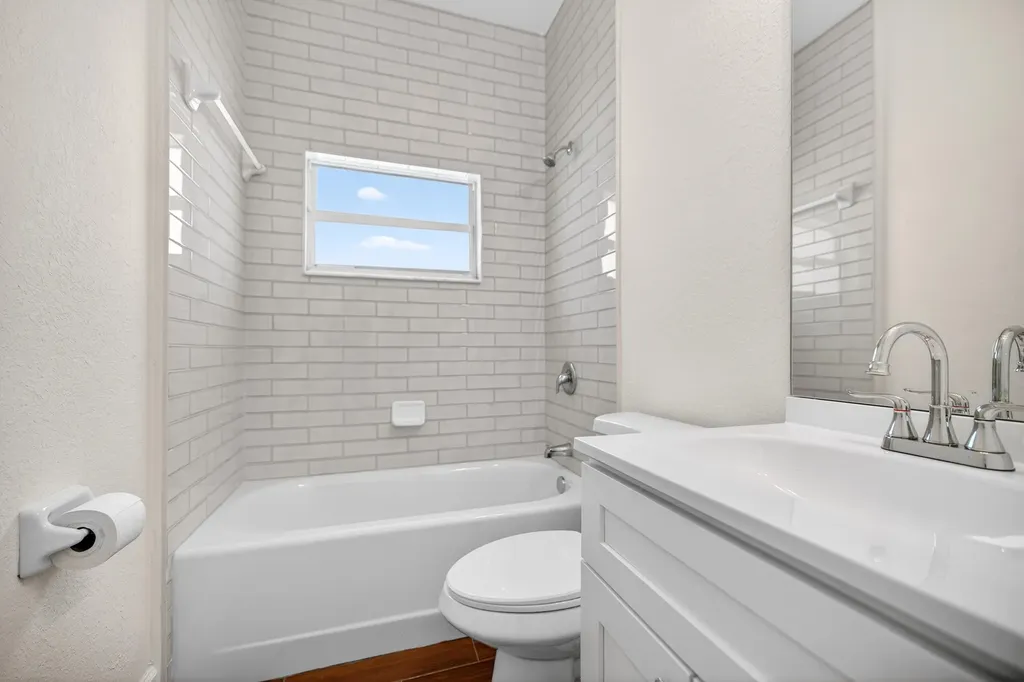 402 NW 12th Avenue Boynton Beach FL 33435