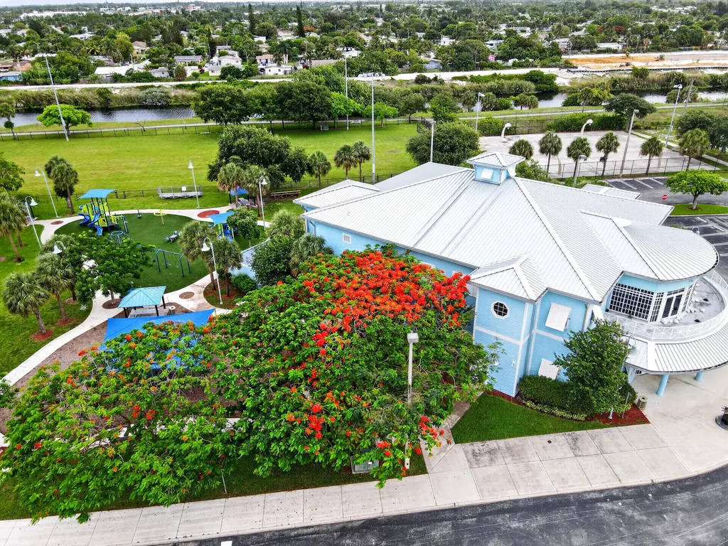 402 NW 12th Avenue Boynton Beach FL 33435