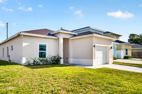 402 NW 12th Avenue Boynton Beach FL 33435