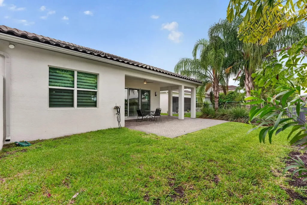15251 Waterleaf Lane Delray Beach FL 33446