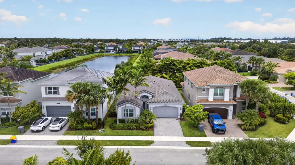 15251 Waterleaf Lane Delray Beach FL 33446
