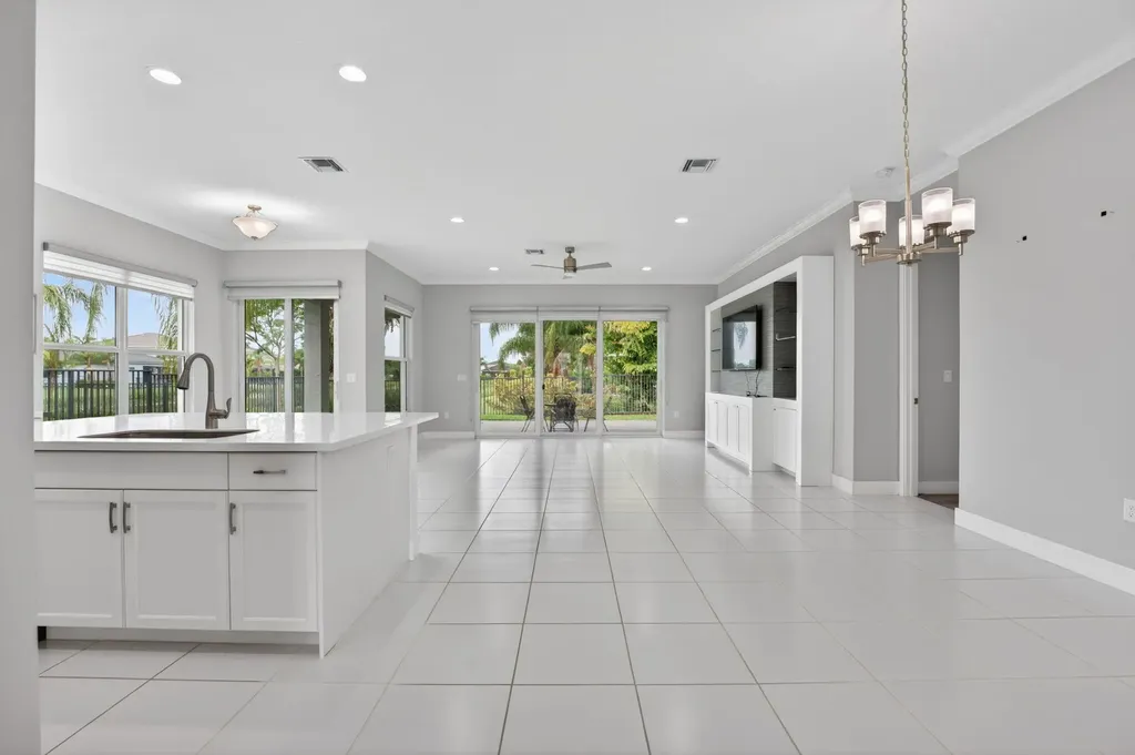 15251 Waterleaf Lane Delray Beach FL 33446