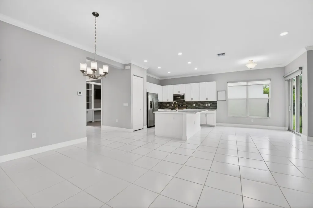 15251 Waterleaf Lane Delray Beach FL 33446