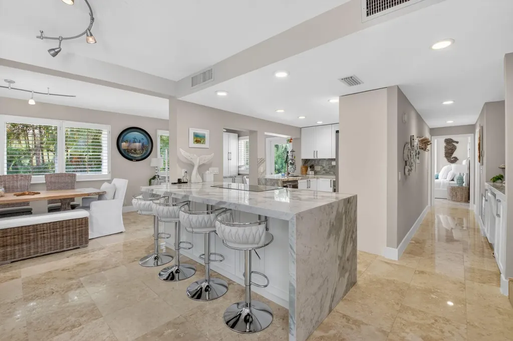 122 Andrews Avenue Delray Beach FL 33483