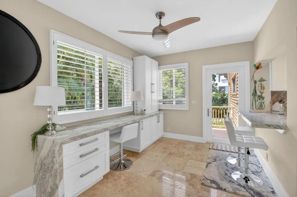 122 Andrews Avenue Delray Beach FL 33483