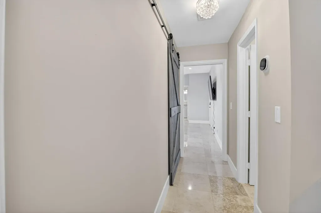 122 Andrews Avenue Delray Beach FL 33483