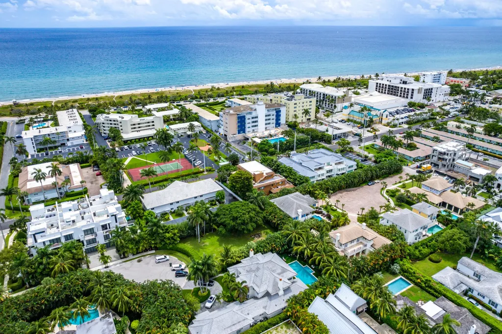 122 Andrews Avenue Delray Beach FL 33483