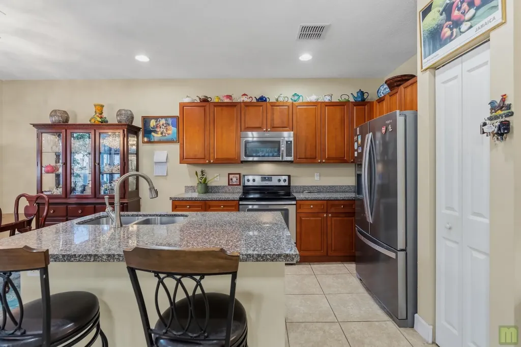 5809 NW 46th Lane Tamarac FL 33319