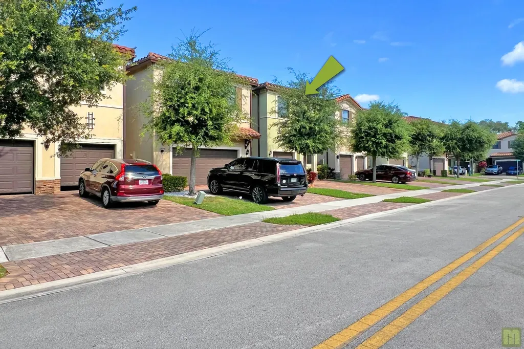 5809 NW 46th Lane Tamarac FL 33319