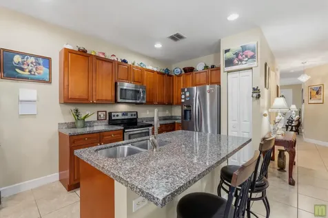 5809 NW 46th Lane Tamarac FL 33319