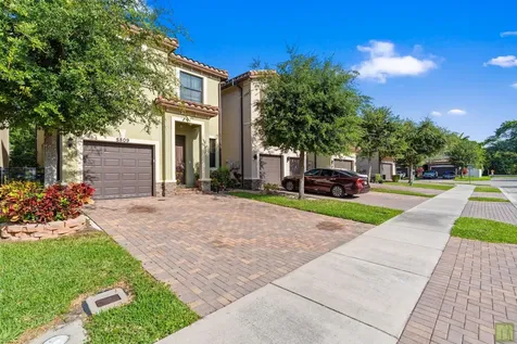 5809 NW 46th Lane Tamarac FL 33319
