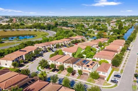 5809 NW 46th Lane Tamarac FL 33319