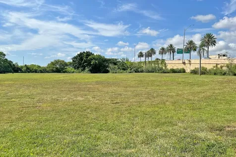 5809 NW 46th Lane Tamarac FL 33319
