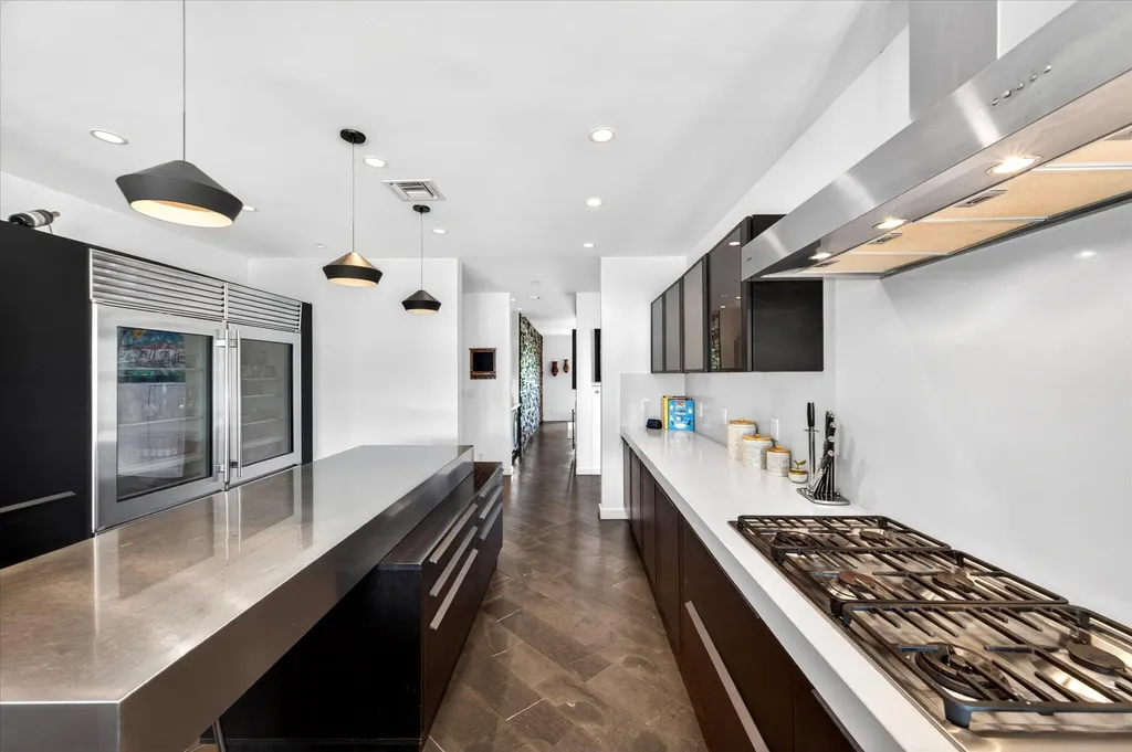 2740 NE 17th Street Fort Lauderdale FL 33305