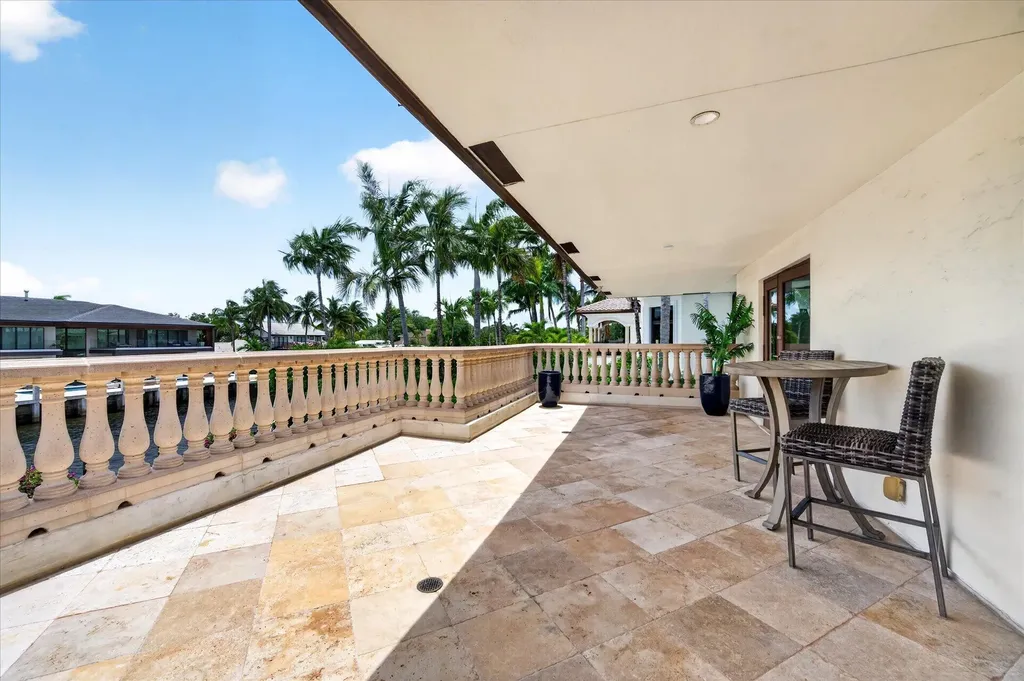 2740 NE 17th Street Fort Lauderdale FL 33305