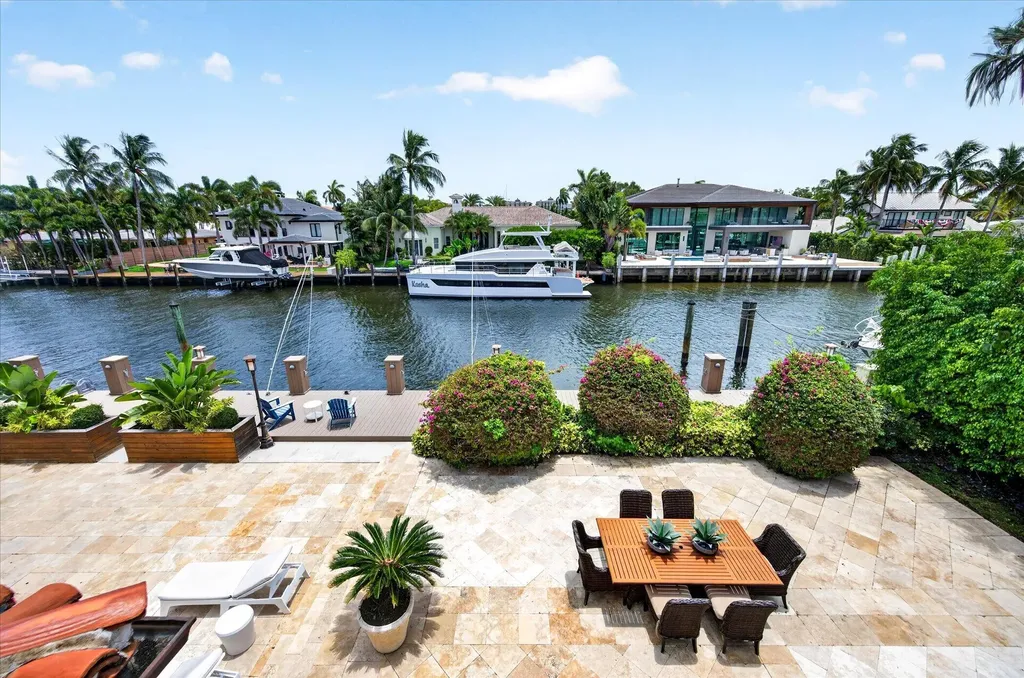 2740 NE 17th Street Fort Lauderdale FL 33305