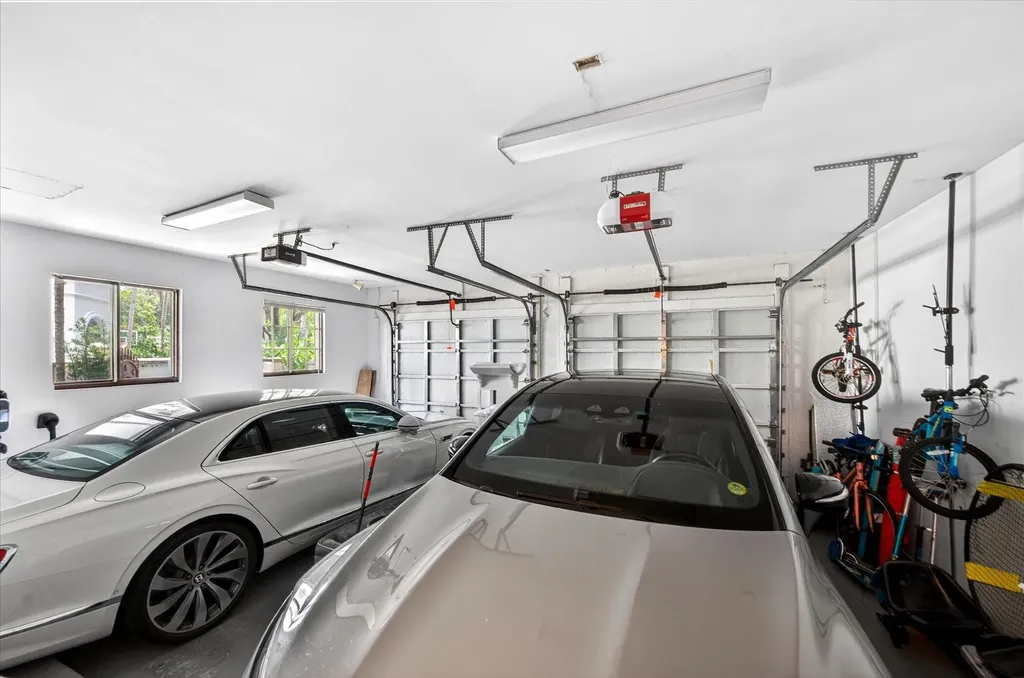 2740 NE 17th Street Fort Lauderdale FL 33305