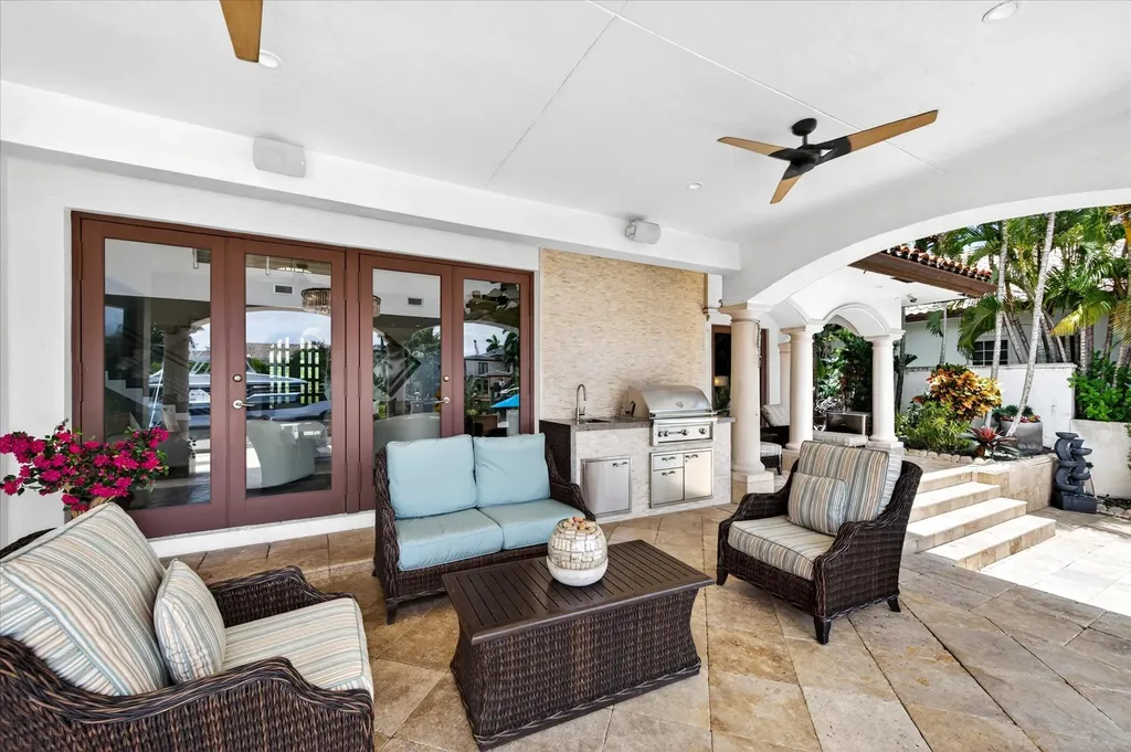 2740 NE 17th Street Fort Lauderdale FL 33305