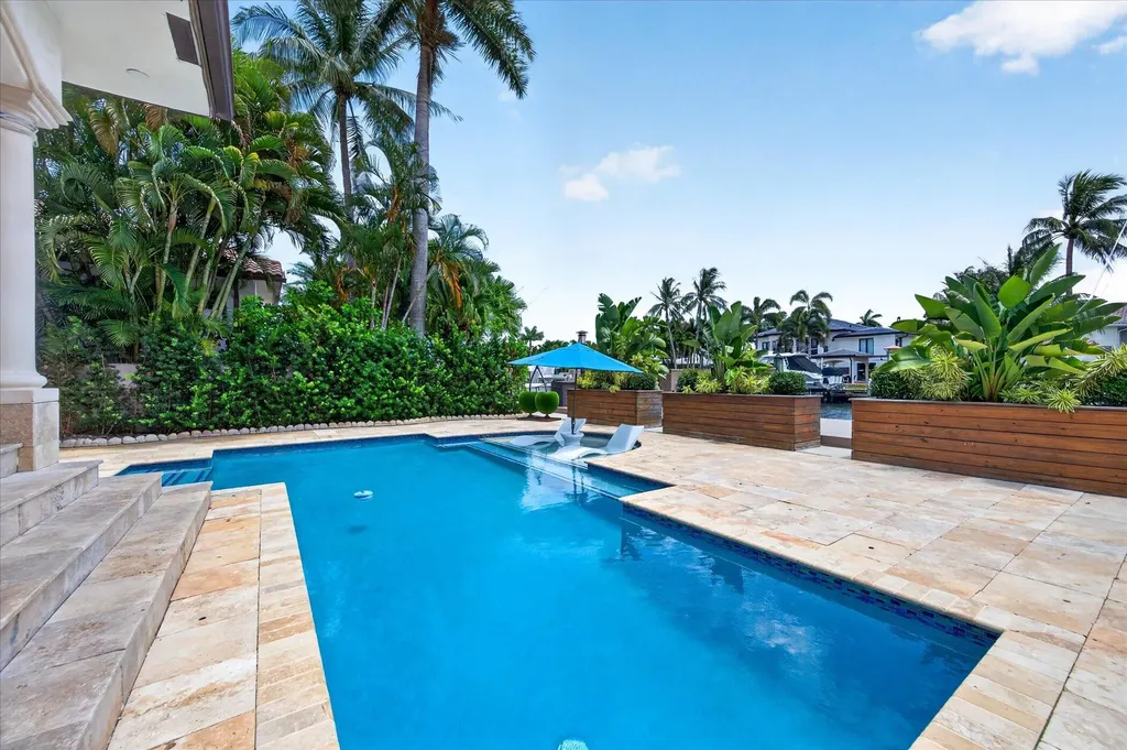 2740 NE 17th Street Fort Lauderdale FL 33305