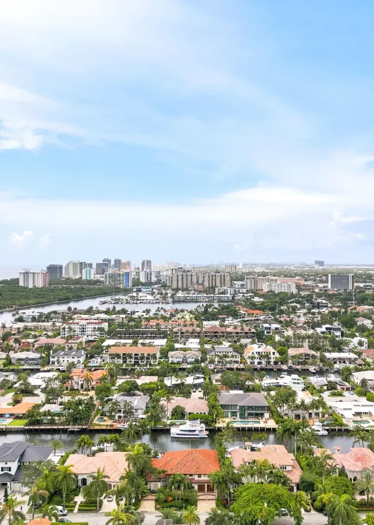 2740 NE 17th Street Fort Lauderdale FL 33305