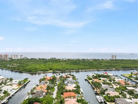 2740 NE 17th Street Fort Lauderdale FL 33305