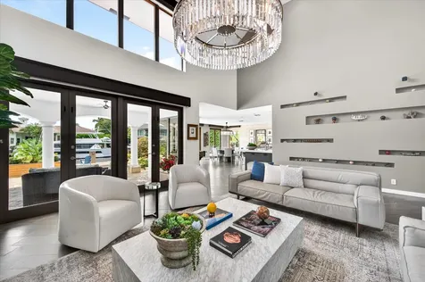 2740 NE 17th Street Fort Lauderdale FL 33305