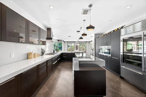 2740 NE 17th Street Fort Lauderdale FL 33305