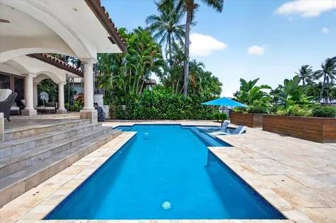 2740 NE 17th Street Fort Lauderdale FL 33305