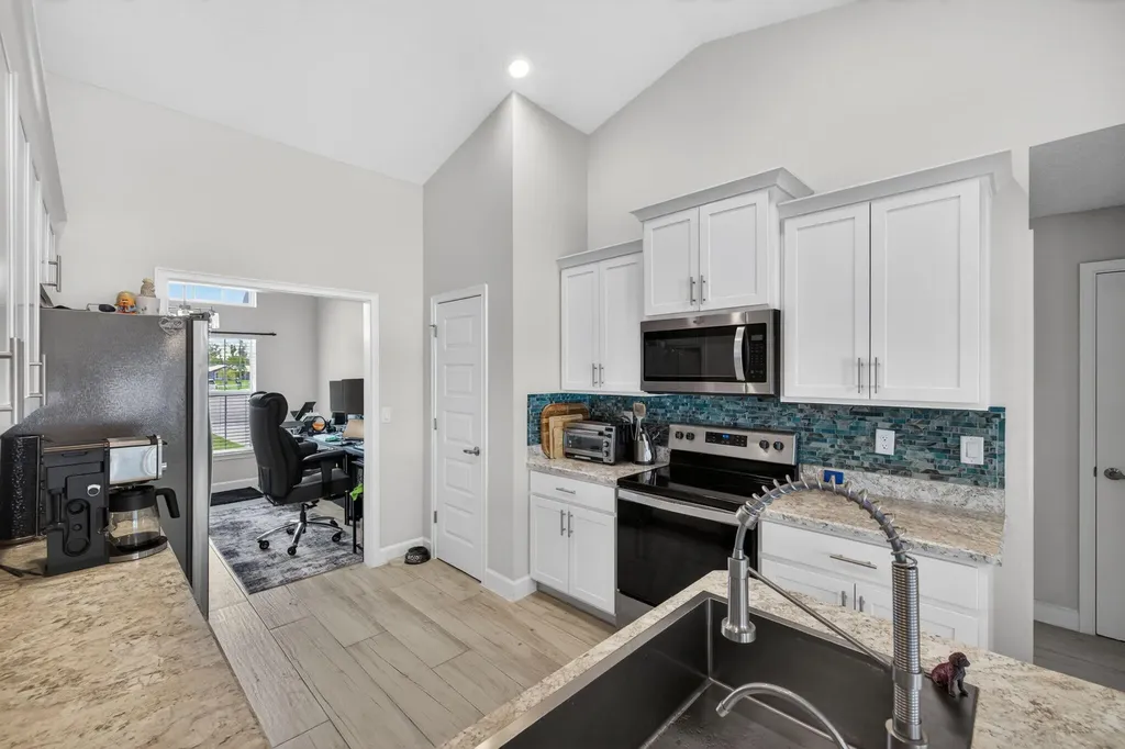 6748 NW Mamie Court Port St Lucie FL 34983