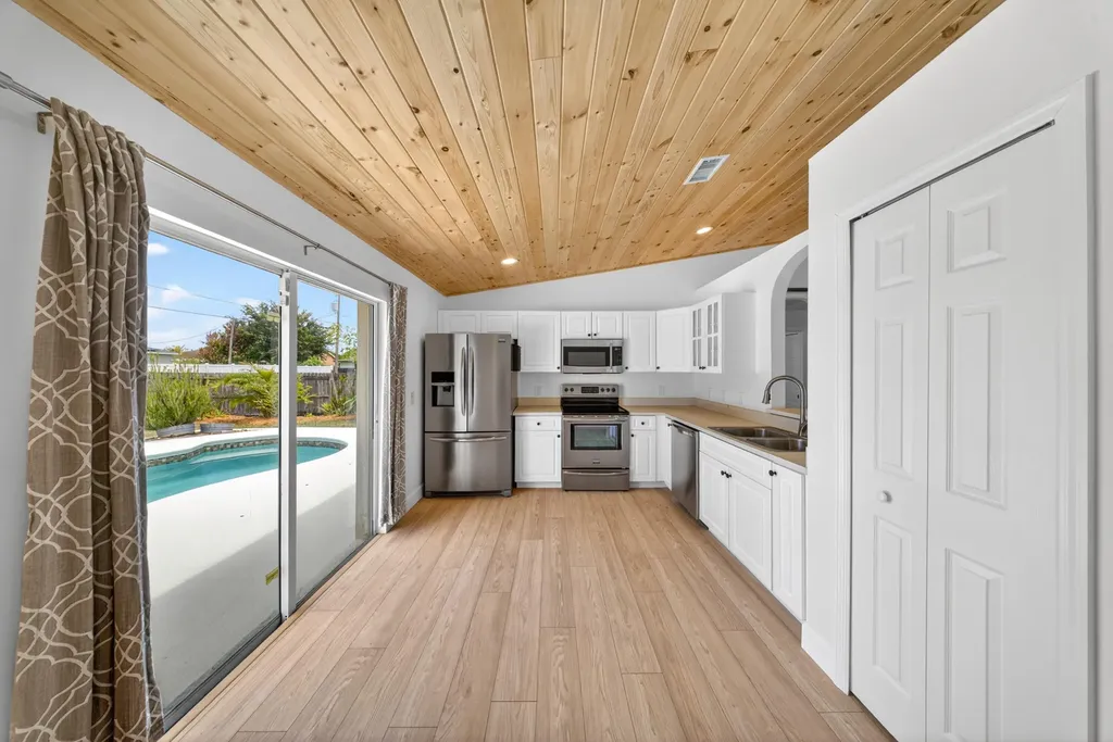 521 SW Halifax Avenue Port St Lucie FL 34953