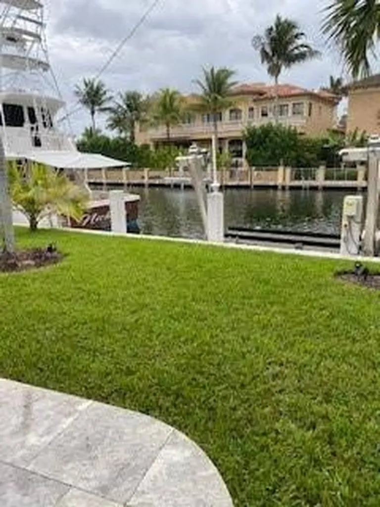 2234 NE 27th Street Lighthouse Point FL 33064