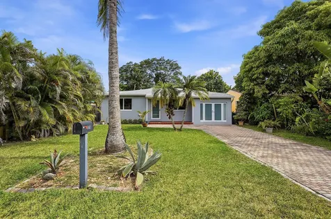 2834 Adams Street Hollywood FL 33020