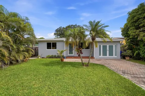 2834 Adams Street Hollywood FL 33020