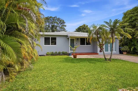 2834 Adams Street Hollywood FL 33020