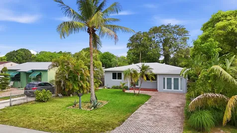 2834 Adams Street Hollywood FL 33020