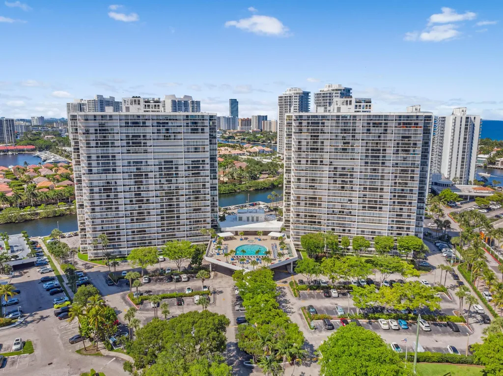 3701 N Country Club Drive Aventura FL 33180