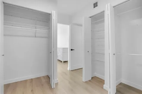 3701 N Country Club Drive Aventura FL 33180