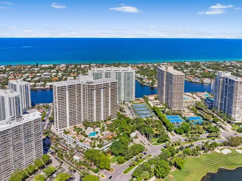 3701 N Country Club Drive Aventura FL 33180