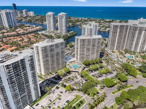 3701 N Country Club Drive Aventura FL 33180