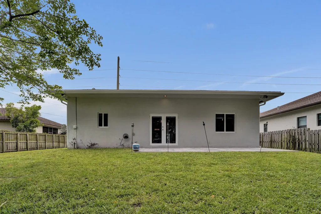434 NW 21st Avenue Pompano Beach FL 33069