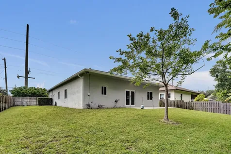 434 NW 21st Avenue Pompano Beach FL 33069