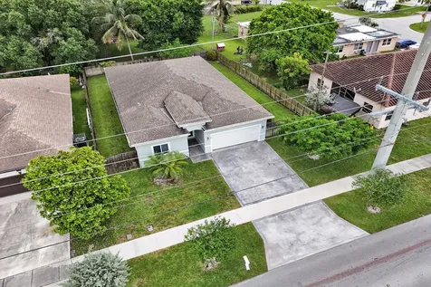 434 NW 21st Avenue Pompano Beach FL 33069