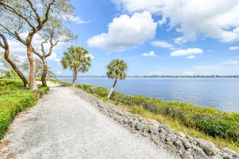 2570 NW Seagrass Drive Palm City FL 34990