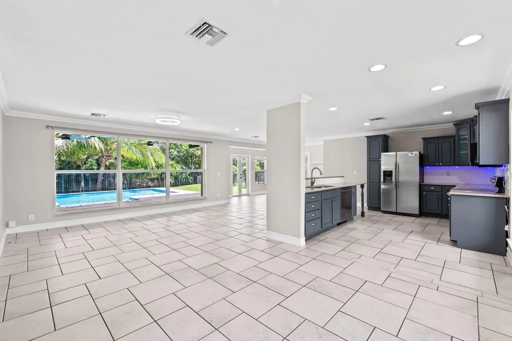 9200 SW 51st Place Cooper City FL 33328