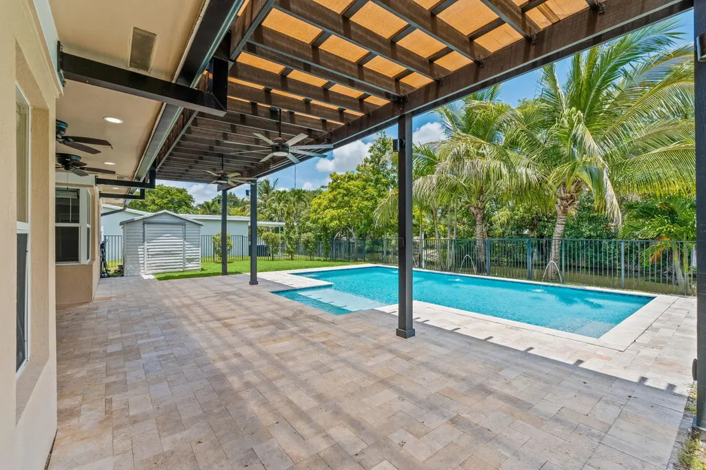9200 SW 51st Place Cooper City FL 33328