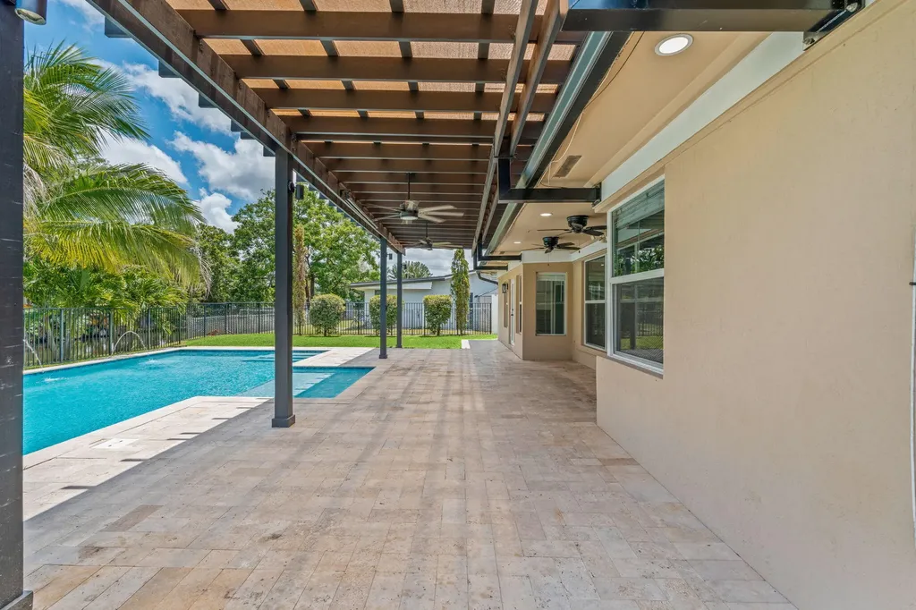 9200 SW 51st Place Cooper City FL 33328