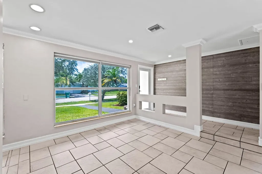 9200 SW 51st Place Cooper City FL 33328