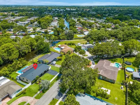9200 SW 51st Place Cooper City FL 33328