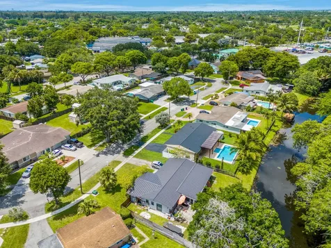 9200 SW 51st Place Cooper City FL 33328