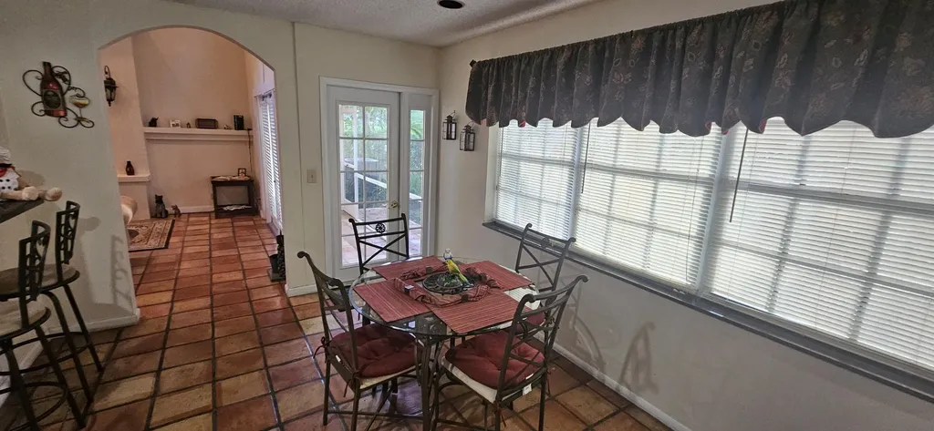 11453 Lakeview Drive Coral Springs FL 33071